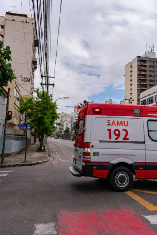 Aula para Condutores de Veículos de Emergência Valores Magé - Aula de Motorista de Ambulância Rio de Janeiro