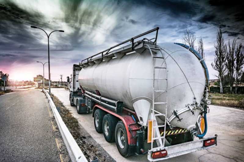 Curso de Transporte de Produtos Químicos Granja Cavaleiros - Curso de Transportes de Cargas Perigosas