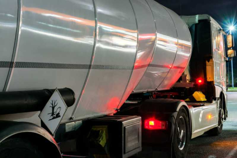 Cursos de Transporte de Carga Produto Químico Inflamável Botafogo - Curso de Transporte de Carga Inflamável