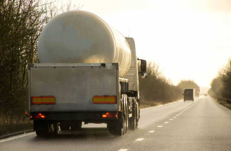 Preço de Curso de Transporte de Produto Perigoso Granja Cavalheiros - Curso de Transporte de Produtos Químicos